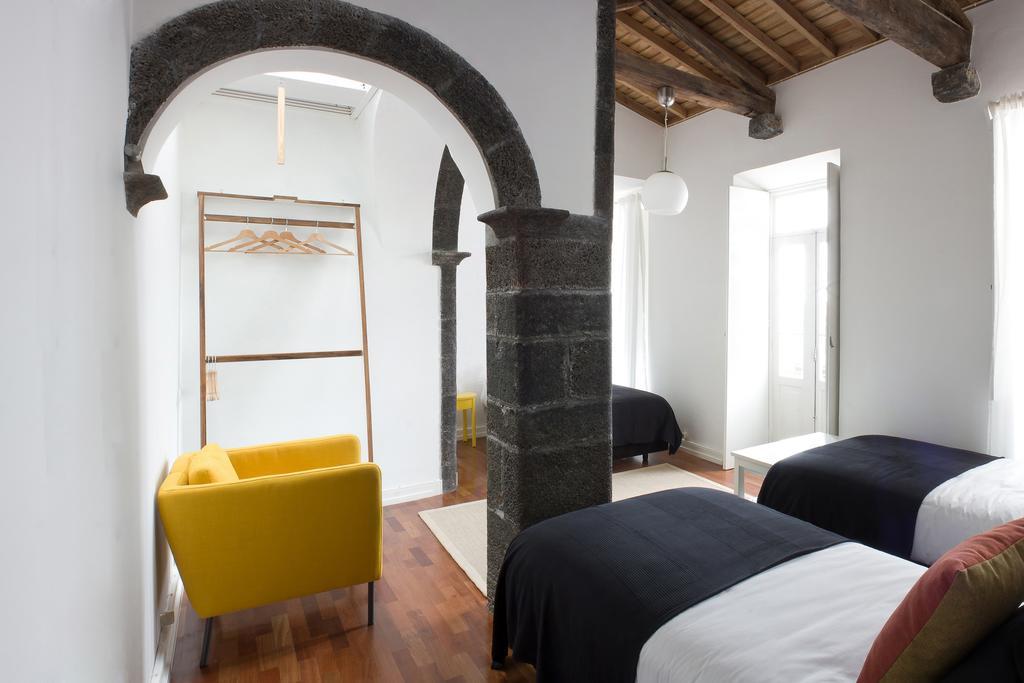 Azorean Urban Lodge Ponta Delgada 객실 사진